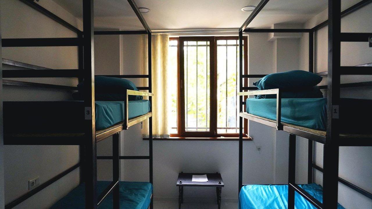 Areva Hostel On Pushkin St. 예레반 외부 사진
